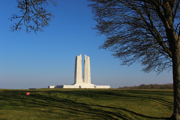 Private Round Trip Transfer to Vimy Ridge from Arras