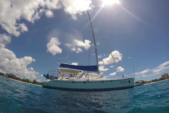 5-Hour Small-Group Catamaran Cruise from Bridgetown with Lunch