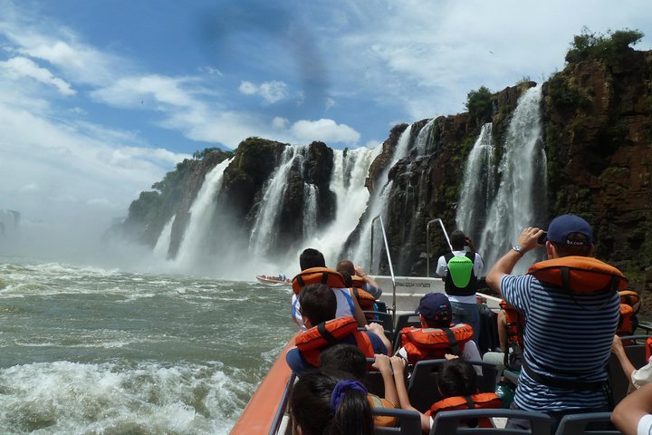 Private Iguazu Falls Argentinean Side Tour with Boat Option