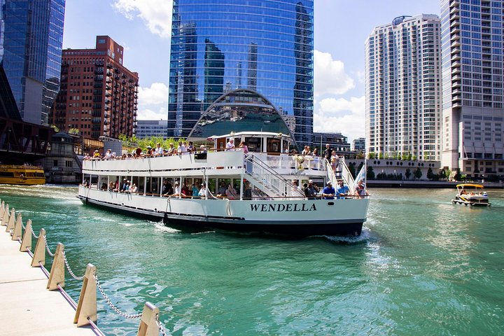 Chicago River 90-Minute Architecture Tour