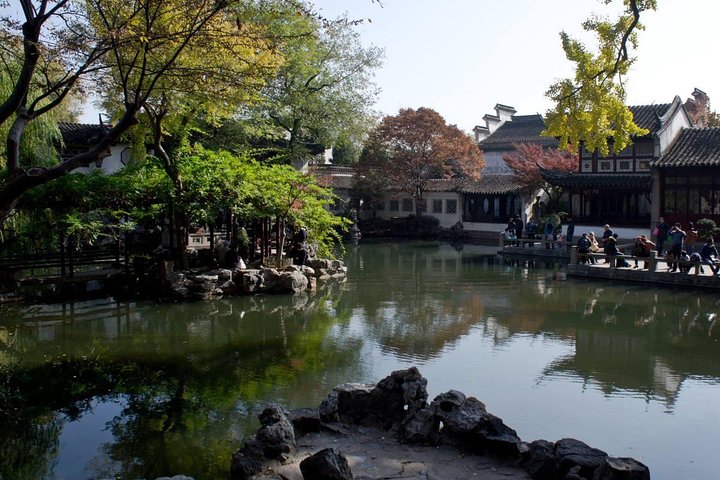 Suzhou and Zhouzhuang Water Village Private Day Tour with Lunch