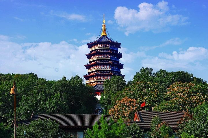 Hangzhou Private Flexible Day Tour with West Lake Boat Cruise