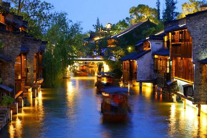 Wuzhen Ancient Water Town Private Night Tour from Hangzhou