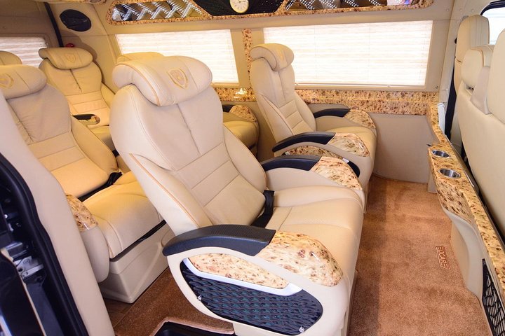 Private Limousine Transfers for Hanoi, Sapa, Ninh Binh, Halong