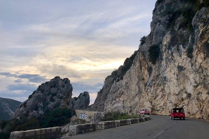 Private excursion from Villefranche in Citroën Méhari to Eze and Monaco