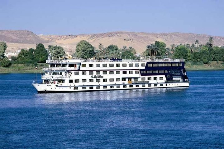 Unforgettable Egypt Nile Cruise with Abu Simbel & Balloon Ride
