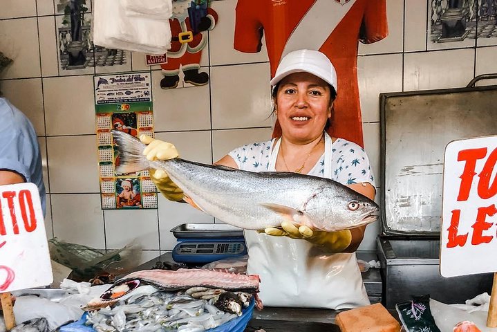 Peruvian Cooking Class, Local Market Tour & Exotic Fruit Tasting