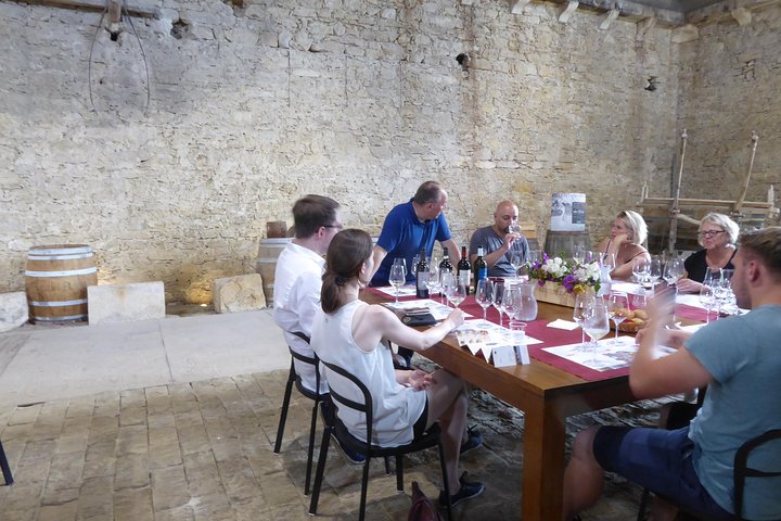 Piazza Armerina and Caltagirone with wine tasting and lunch in the winery
