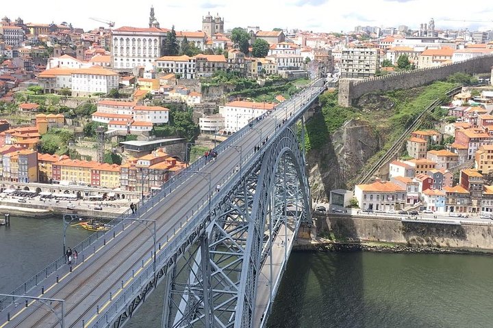 Porto to Lisbon Up to 4 Stops: Aveiro, Nazare, Fatima & Obidos