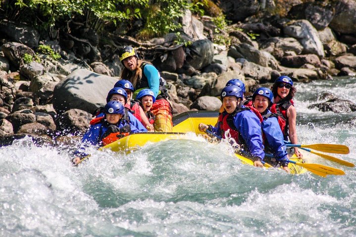 Wet and Wild Elaho Exhilarator Rafting
