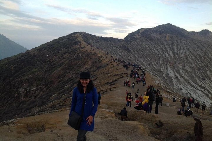 East Java Tours: 3 Days Mount Bromo & Mount Ijen Crater Tour start from Surabaya