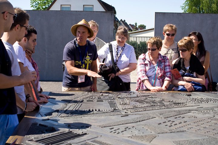 Berlin: Sachsenhausen Concentration Camp Tour in English