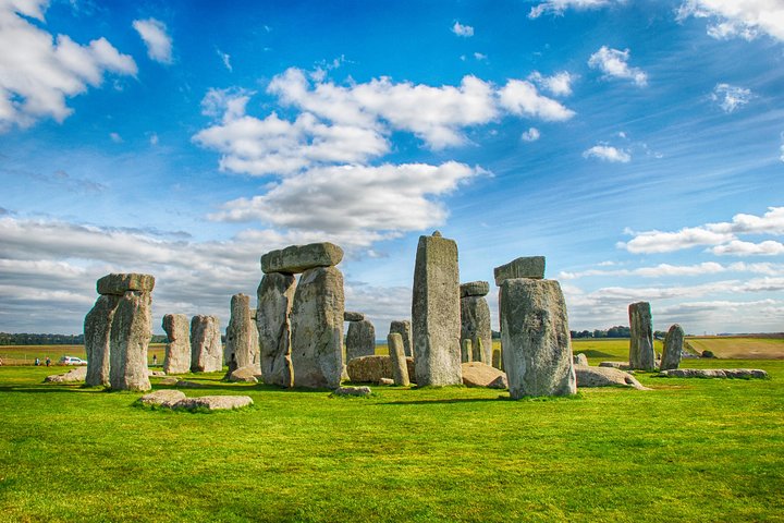 From London: Stonehenge Morning Tour Including Tickets