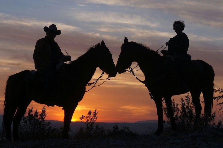 Sunset Horseback Riding Tour Through San Miguel de Allende