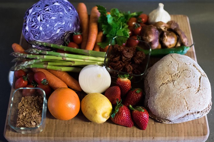Cesarine: Home Cooking Class & Meal with a Local in Lake Garda