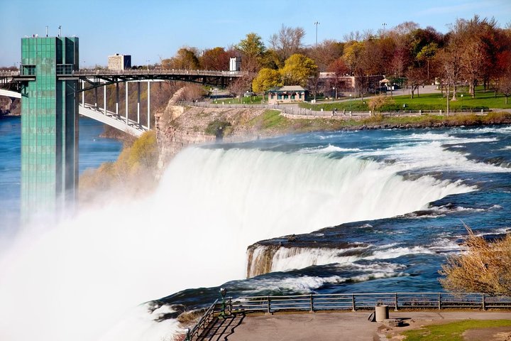 Niagara Falls 1 Day Tour from NYC with Maid of the Mist Boat Ride