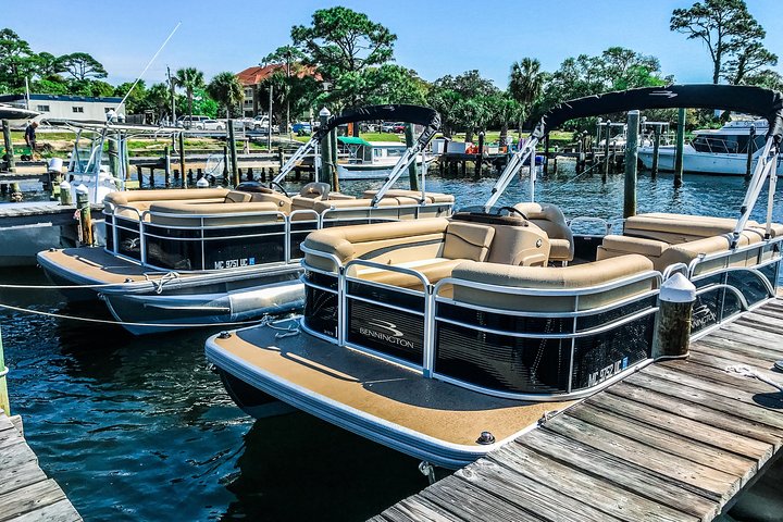 Crab Island Pontoon Boat Rentals