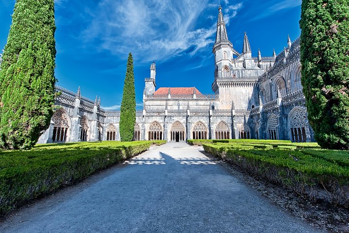 Private Tour Fátima, Batalha, Nazaré E Óbidos