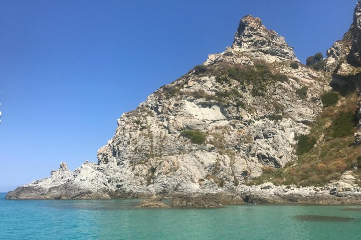 Costa Degli Dei Tour from Tropea to Capo Vaticano with aperitif