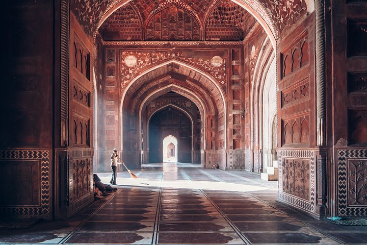 Taj Mahal, Agra Fort, Baby Taj & Mehtab Bagh Private City Tour