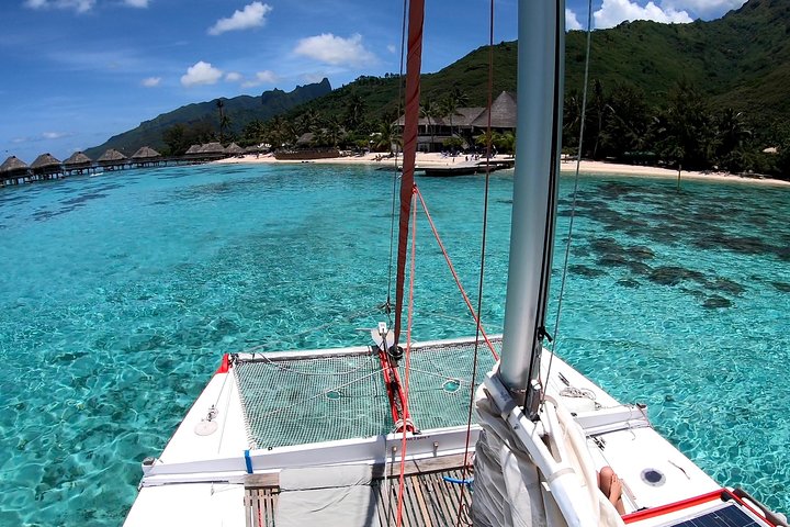 Half Day Tour : Moorea Snorkeling & Sailing on a Catamaran named Taboo