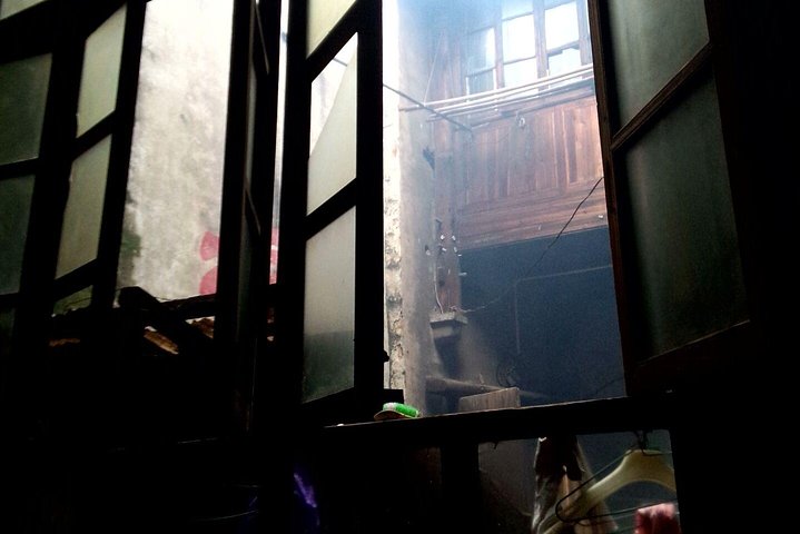 Private Transfer from Fenghuang to Guilin and stops at Hongjiang