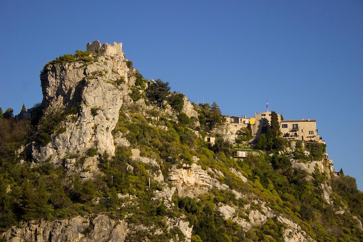 Private excursion from Villefranche in Citroën Méhari to Eze and Monaco