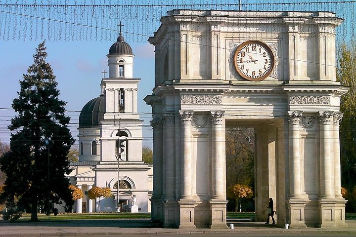 Day trip to Republic of Moldova - visit Chisinau and Cricova Winery