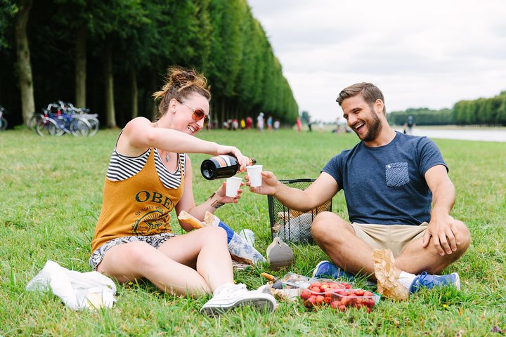 Versailles Full Day Bike Tour with Palace, Gardens, & Picnic