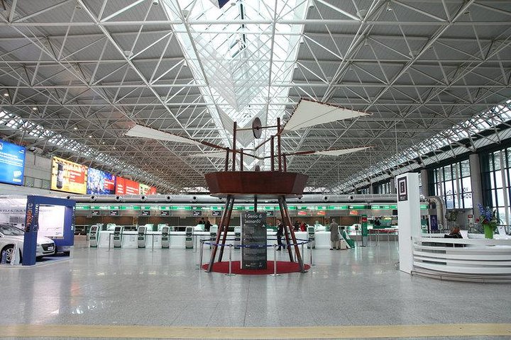 Shared Transfer from Civitavecchia Pier to Rome Hotel or Airport