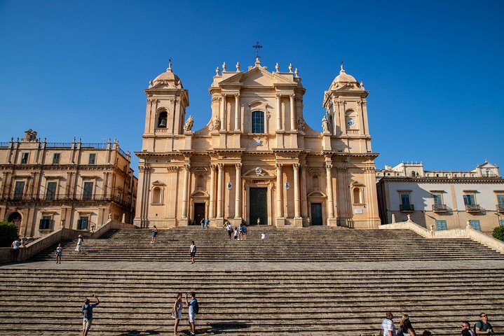 Noto, Portopalo and Marzamemi tour from Syracuse with private driver
