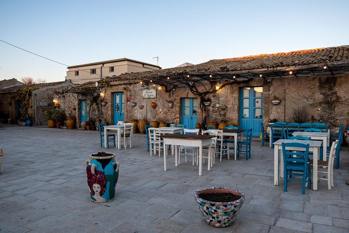 Noto, Portopalo and Marzamemi tour from Syracuse with private driver