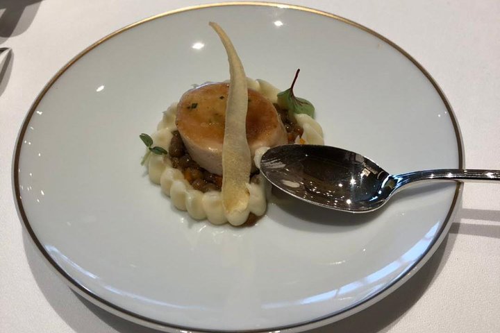 Exclusive Champagne Tour: 1 Famous+1 Boutique House & Restaurant