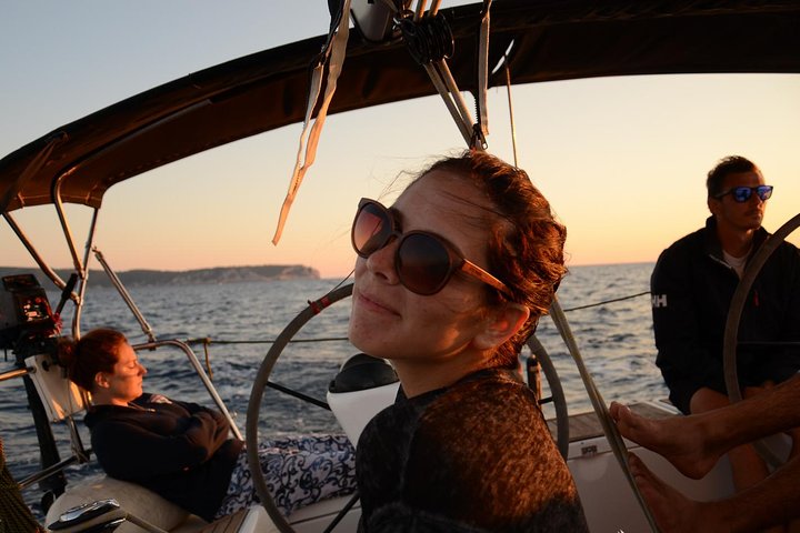 Half Day Sailing on a comfort yacht around Hvar and Pakleni islands- small group