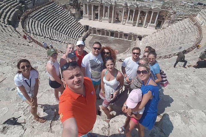Private Day Tour to Pamukkale from-to Izmir
