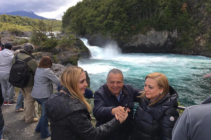 Full-Day Osorno Volcano and Petrohue Falls Small-Group Tour