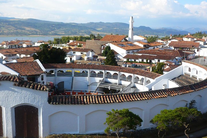 Salt Cathedral of Zipaquirá & Lake Guatavita: tickets included