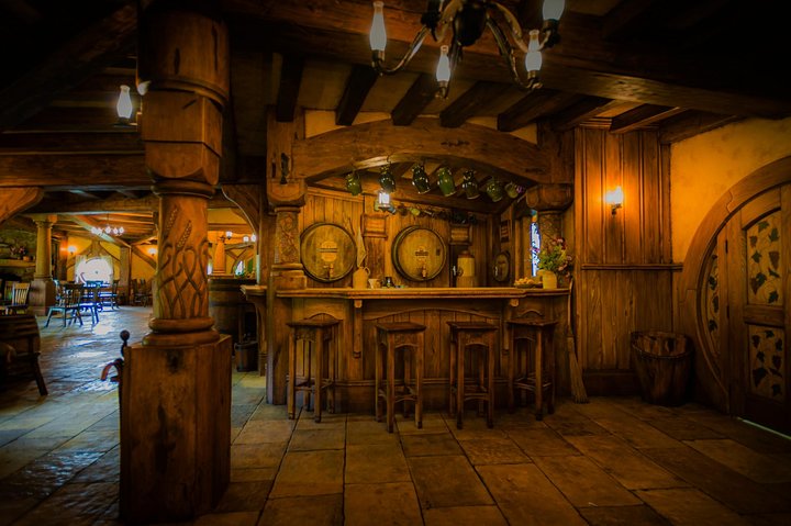 Hobbiton Movie Set Tour with lunch from Auckland