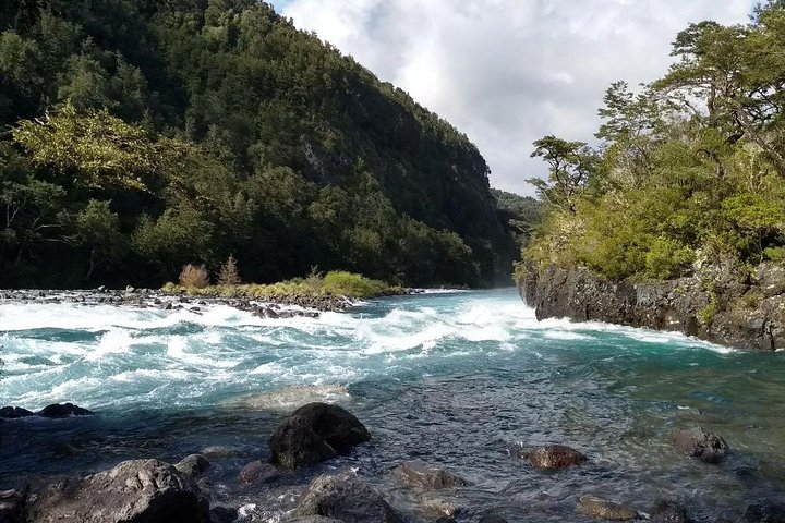 Full-Day Osorno Volcano and Petrohue Falls Small-Group Tour
