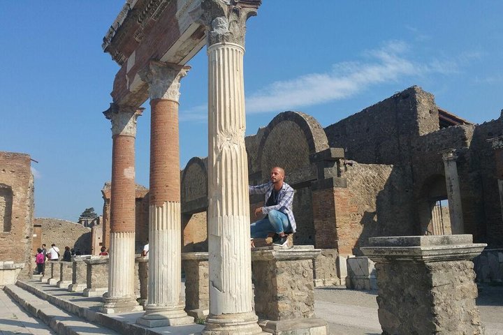 Pompeii Guided Premium Tour From Naples