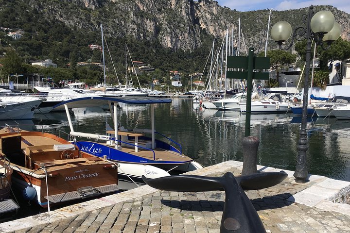 Familly Private Tour aboard a Solar Powered Electric Boat