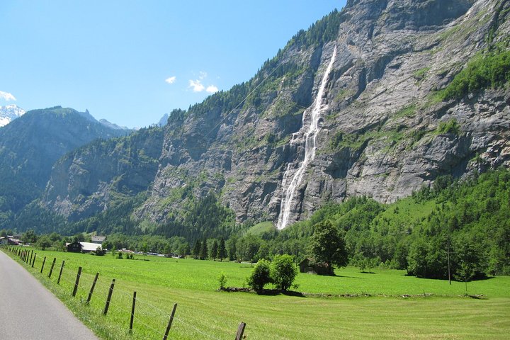 Lauterbrunnen and Trummelbach Waterfalls E-bike Tour Swiss Picnic