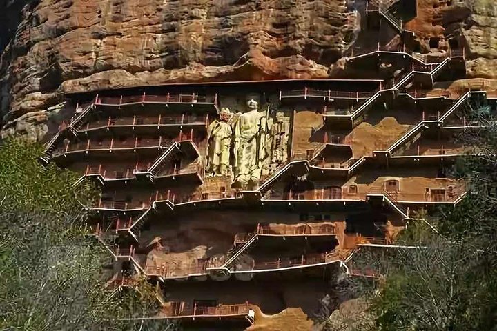Private Tianshui Half Day Tour to Maiji Mountain Grottoes