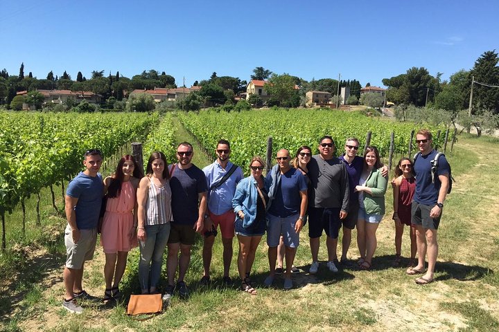 Small-Group Wine Tasting Experience in the Tuscan Countryside