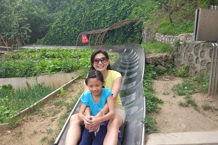 All-Inclusive Day Tour: Mutianyu Great Wall and Summer Palace