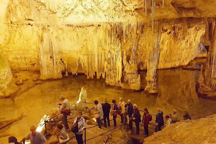 Cagliari: Alghero full day Private Tour Experience