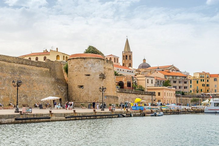 Cagliari: Alghero full day Private Tour Experience