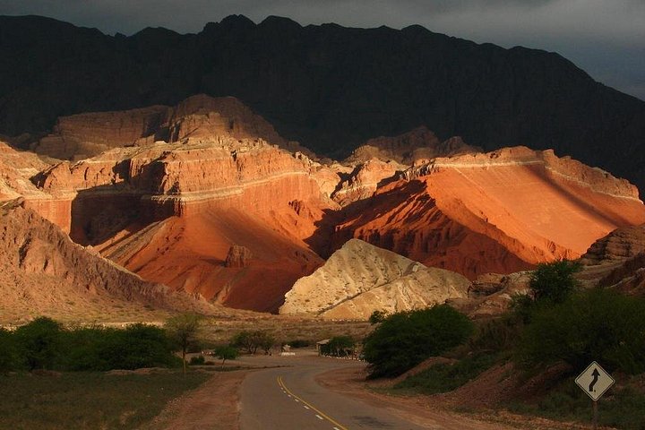 Tour desde Cafayate: Quebrada de Cafayate + Treking Yesera
