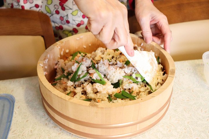 Private Japanese Home Cooking Class in Kyoto with Michiyo