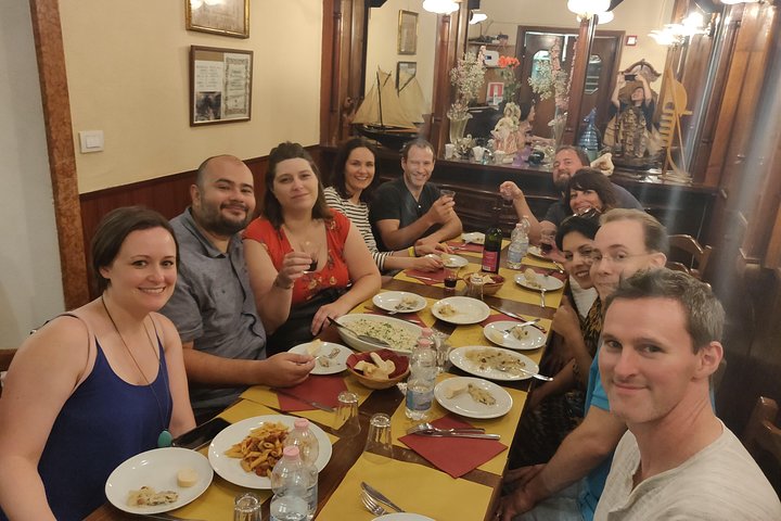 Eat Like a Local: Venice 3-Hour Small-Group Food Tasting Tour